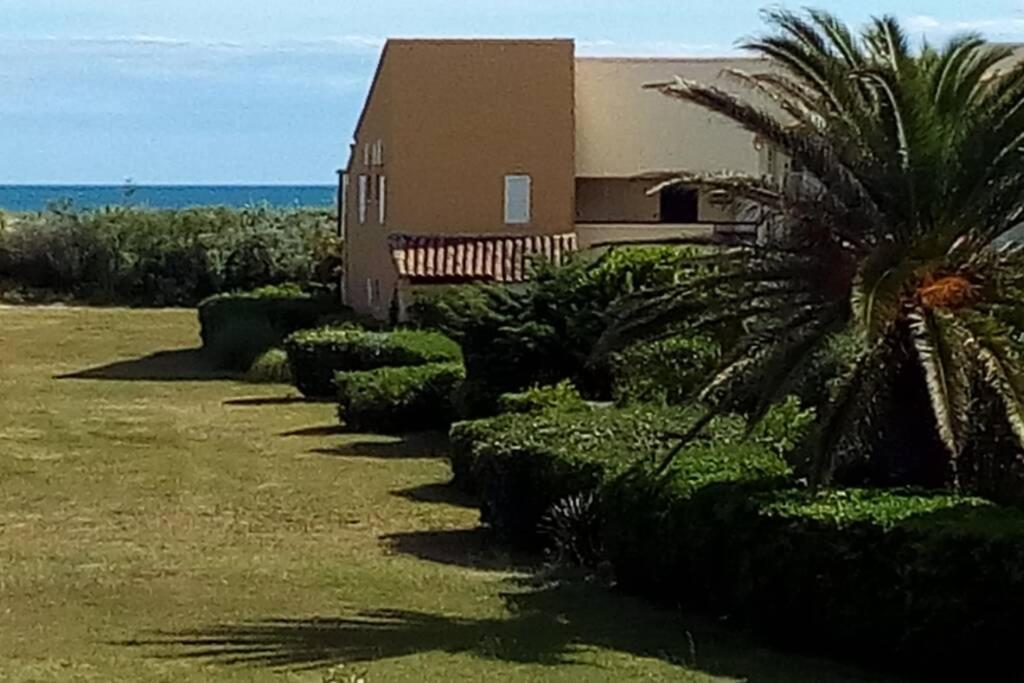 Capao Appartement Climatise Grande Terrasse Place Parking & Piscine Agde Bagian luar foto